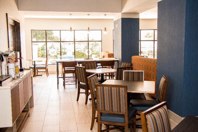 Holiday Inn Express North Tyler Exterior foto